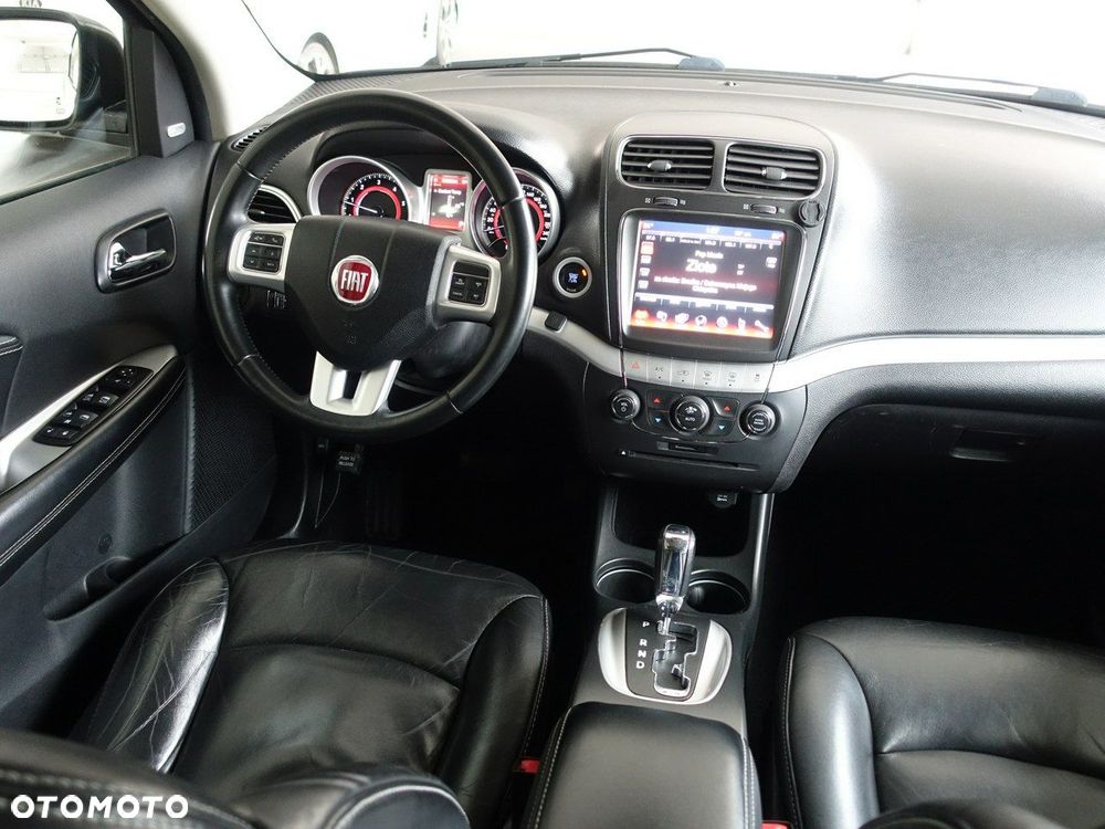 Fiat Freemont 2.0 Multijet Lounge AWD - 22