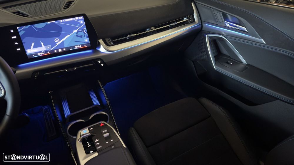 BMW iX2 eDrive20 Pack Desportivo M Pro - 39