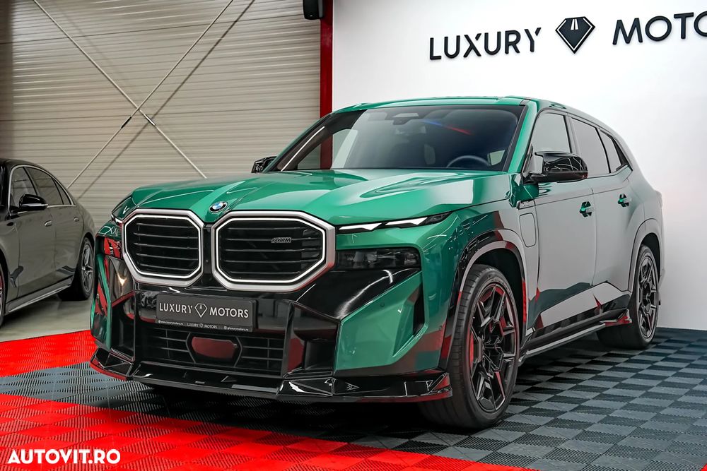 BMW XM 50e - 13