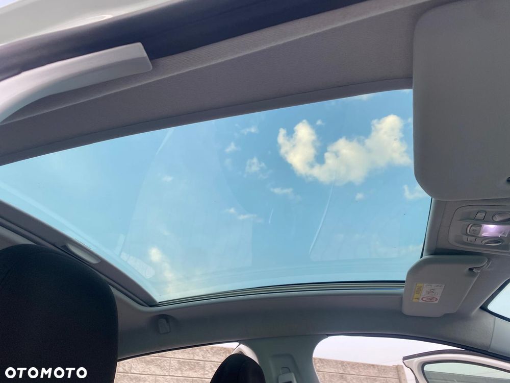 Peugeot 208 82 VTI Allure - 14