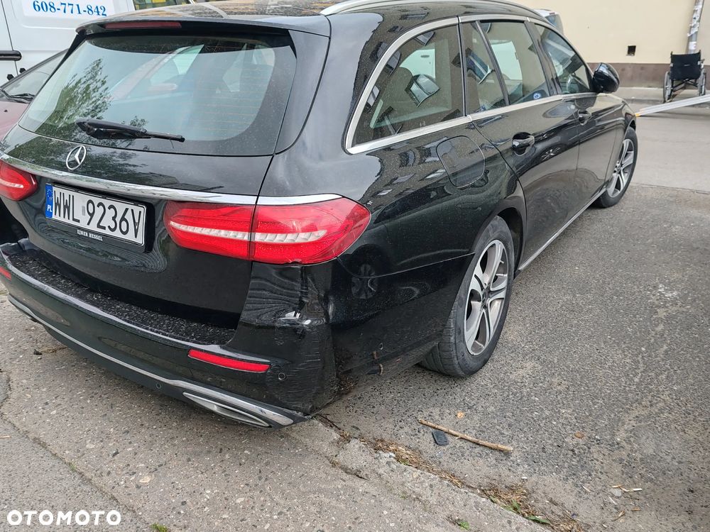 Mercedes-Benz Klasa E 220 d 9G-TRONIC Avantgarde - 6