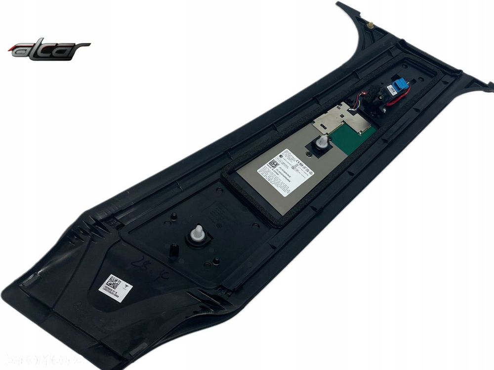 LISTWA DRZWI KAMERA PRAWA TESLA Y 1516255-00-E - 3