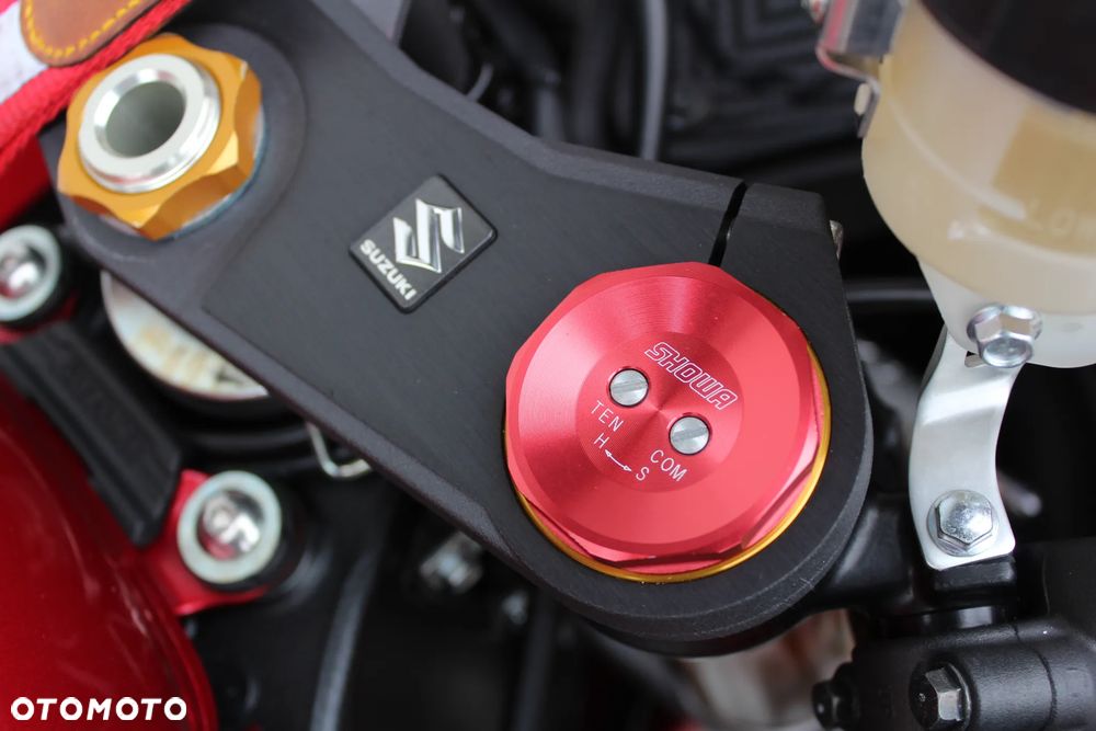 Suzuki GSX-R - 24