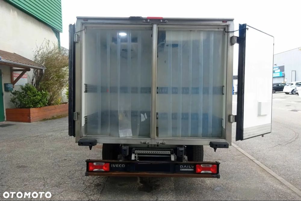 Iveco 35S16 CHŁODNIA MROŹNIA - 7