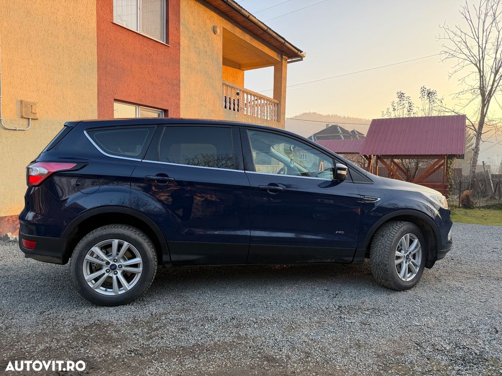 Ford Kuga 2.0 TDCi 4WD Powershift Trend - 3