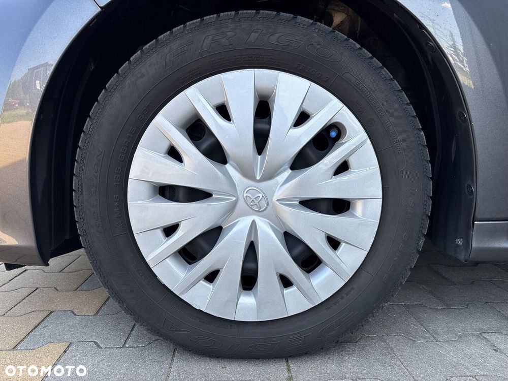 Toyota Yaris - 25