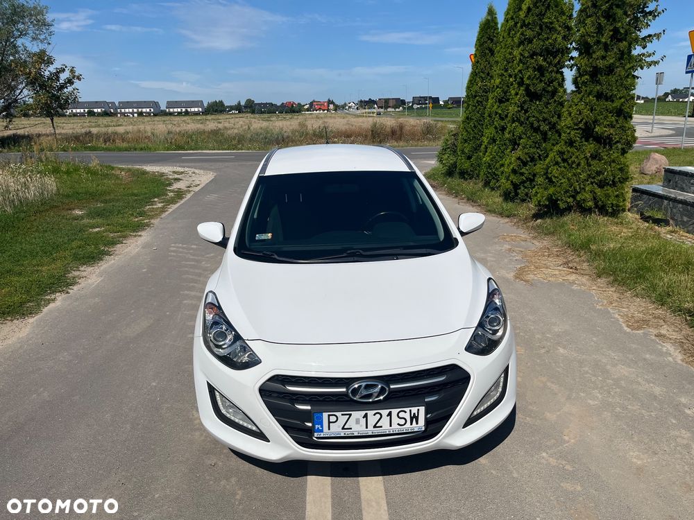 Hyundai i30 1.4 BlueDrive Comfort - 9