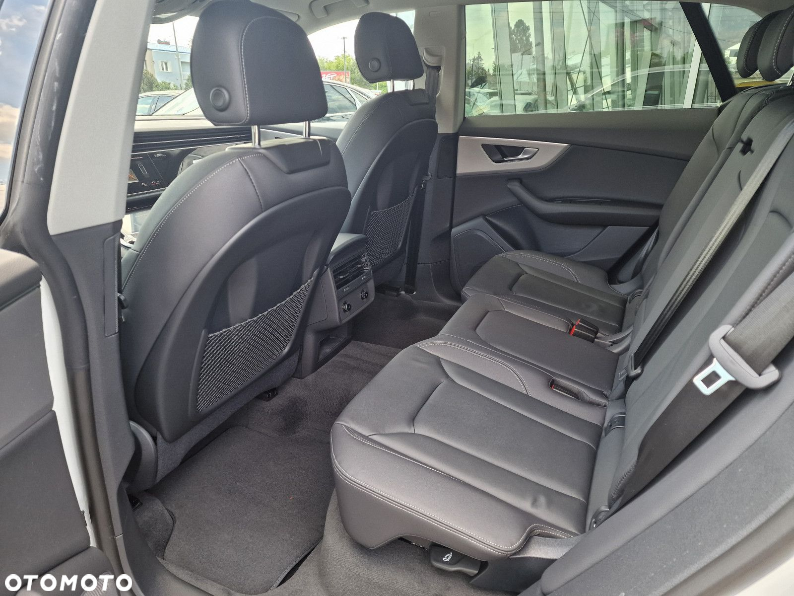 Audi Q8 - 14