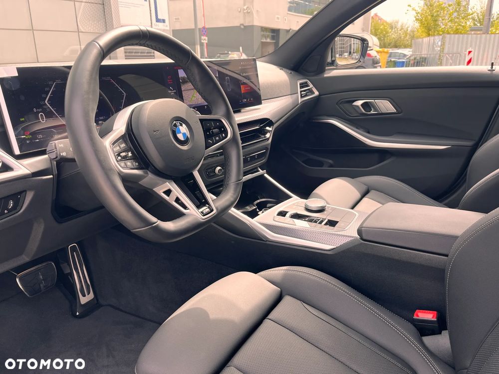 BMW Seria 3 330i xDrive M Sport sport - 22