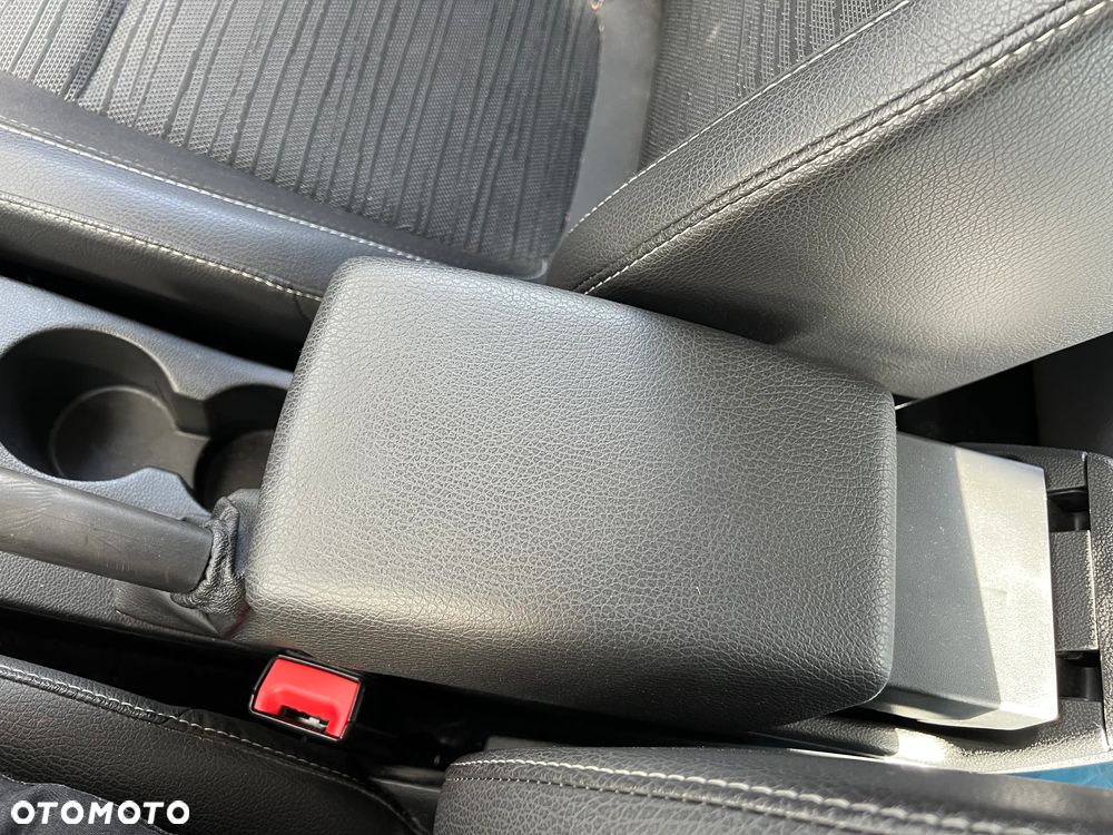 Opel Astra 1.4 T Business - 30