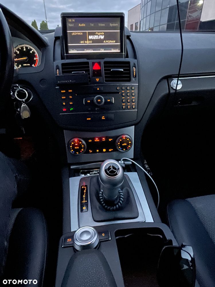 Mercedes-Benz Klasa C 220 T CDI DPF Automatik Avantgarde - 9