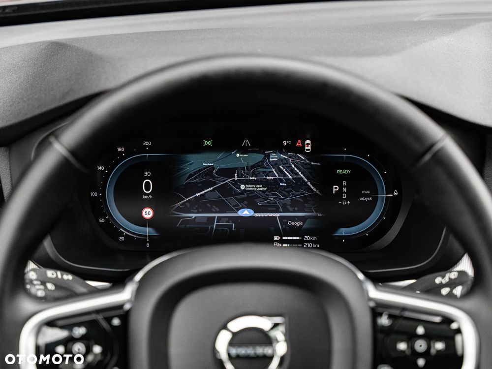 Volvo XC 60 T6 AWD Plug-In Hybrid R-Design - 38