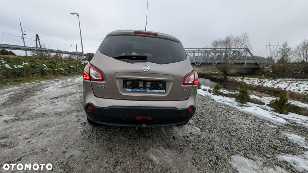 Nissan Qashqai+2 - 9