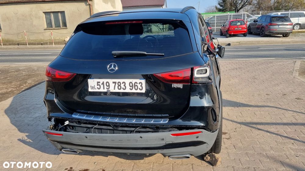 Mercedes-Benz GLA 200 d 4Matic 8G-DCT AMG Line - 10