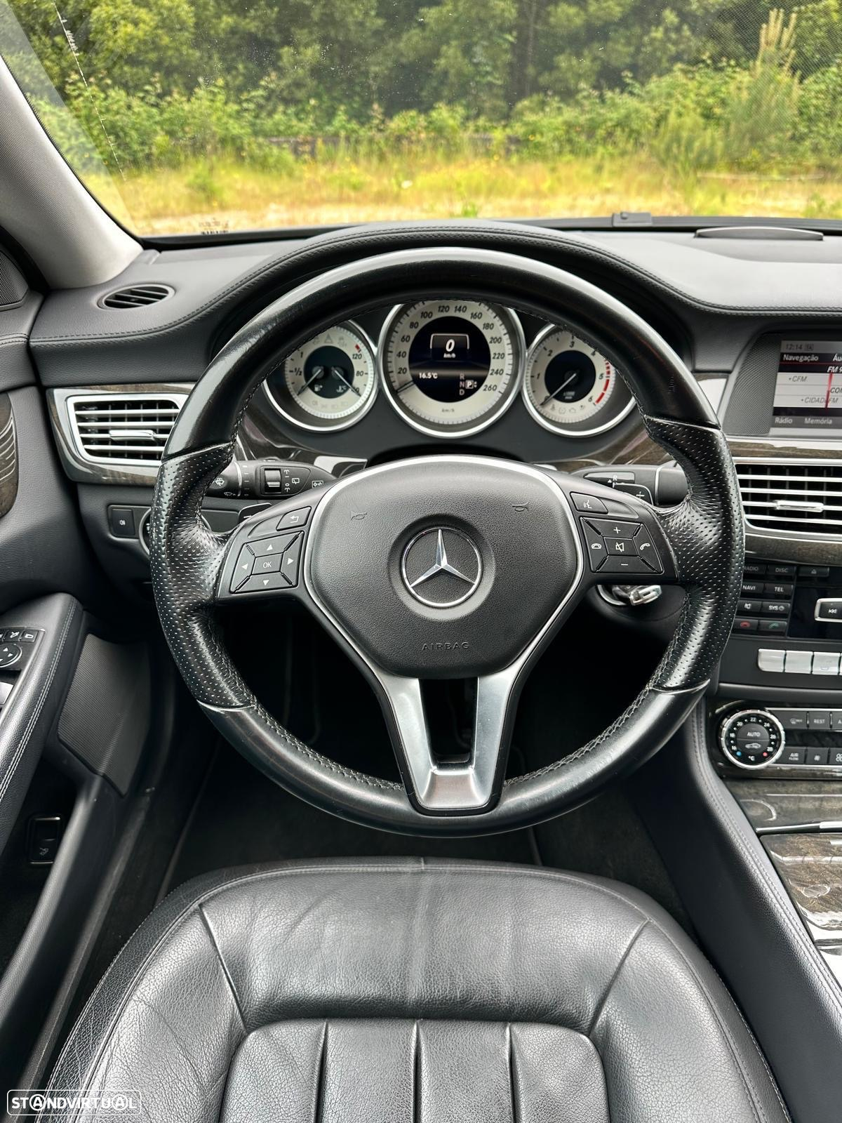 Mercedes-Benz 250 - 9