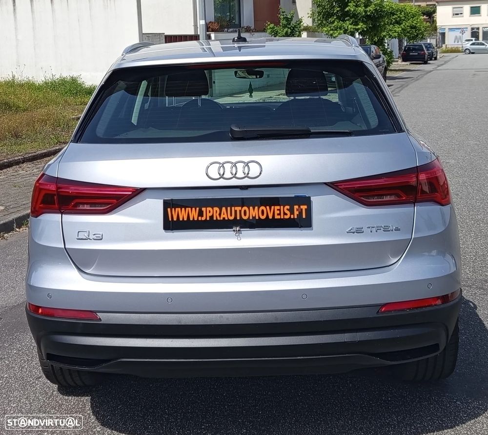 Audi Q3 45 TFSIe S tronic S line - 8