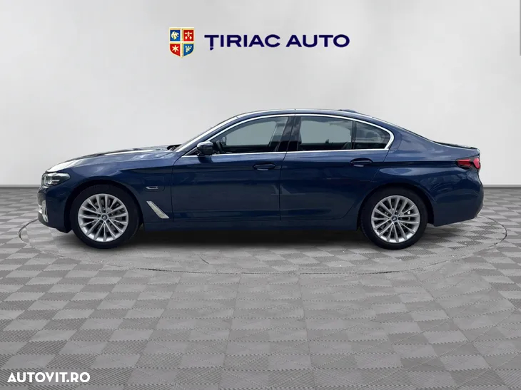 BMW Seria 5 530e xDrive Aut. Luxury Line - 3