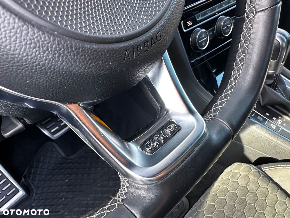 Volkswagen Golf GTD 2.0 TDI SCR DSG - 23