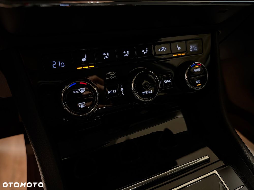 Skoda Superb 1.8 TSI Style DSG - 12