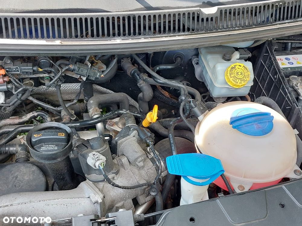 Volkswagen Transporter - 8
