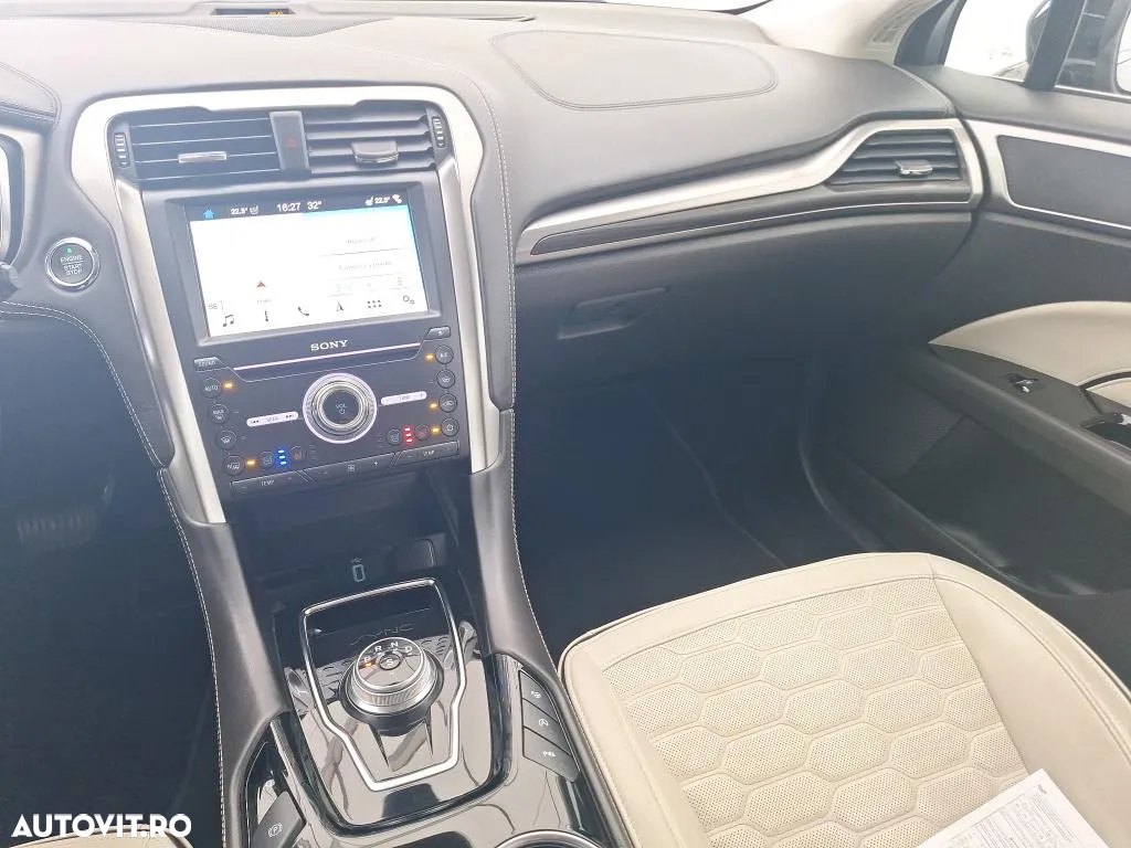 Ford Mondeo 2.0 TDCi Aut. AWD Vignale - 11