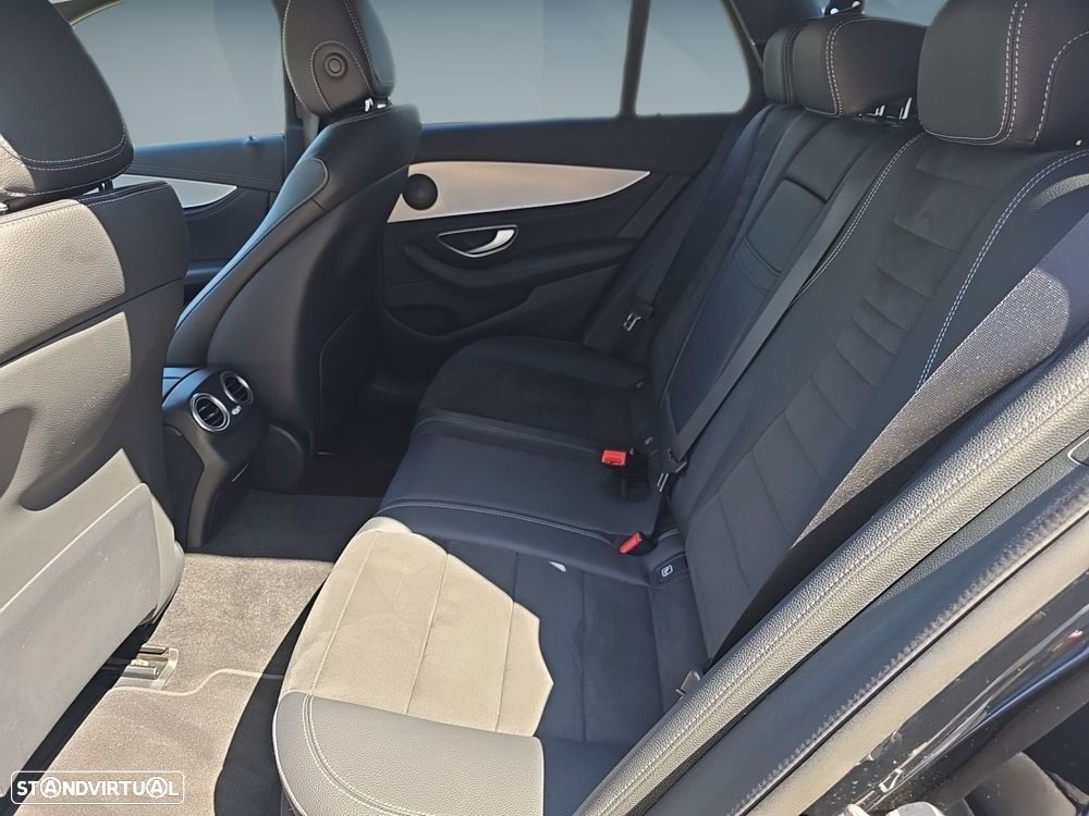 Mercedes-Benz E 220 d AMG Line 7L - 13