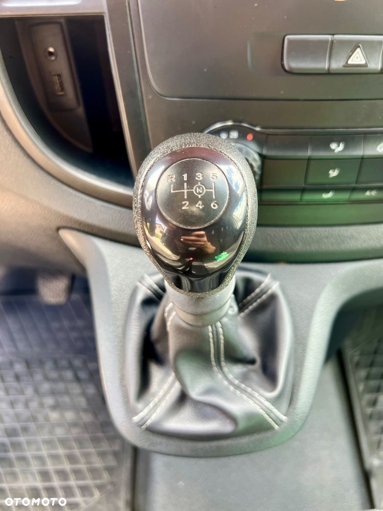 Mercedes-Benz Vito - 19