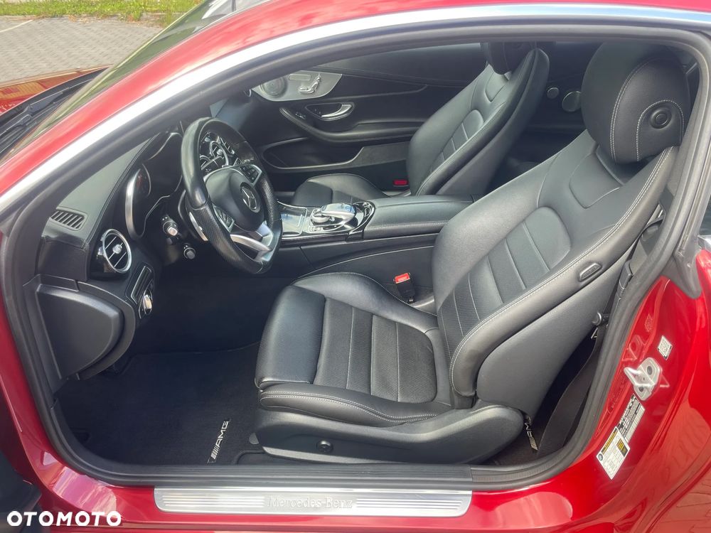 Mercedes-Benz Klasa C 300 7G-TRONIC AMG Line - 16