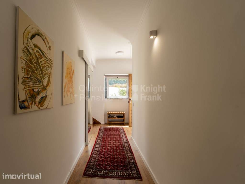 Moradia T5 com jardim, terraço e garagem em Galamares, Sintra - Grande imagem: 3/44