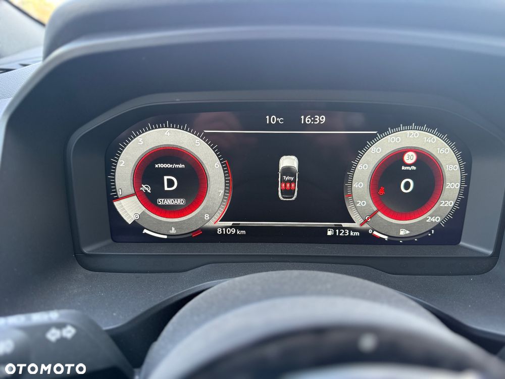 Nissan Qashqai 1.3 DIG-T MHEV 4x4 Tekna+ Xtronic - 24