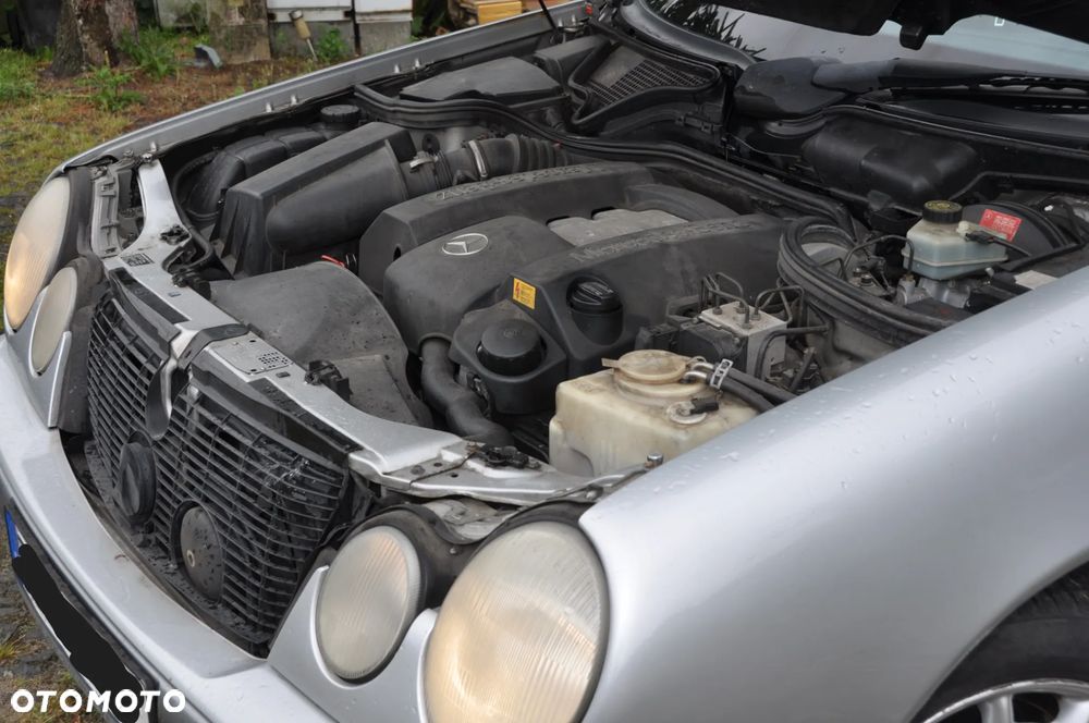 Mercedes-Benz Klasa E - 22