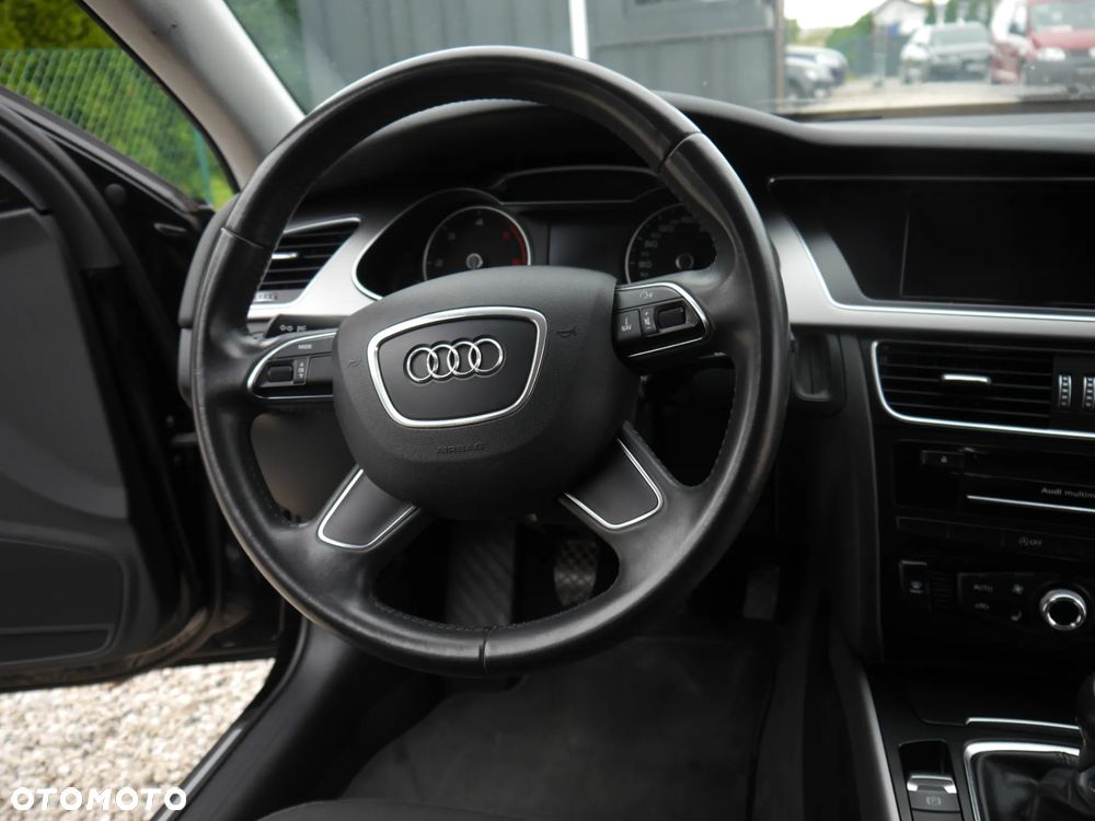 Audi A4 Avant 2.0 TDI DPF Attraction - 8