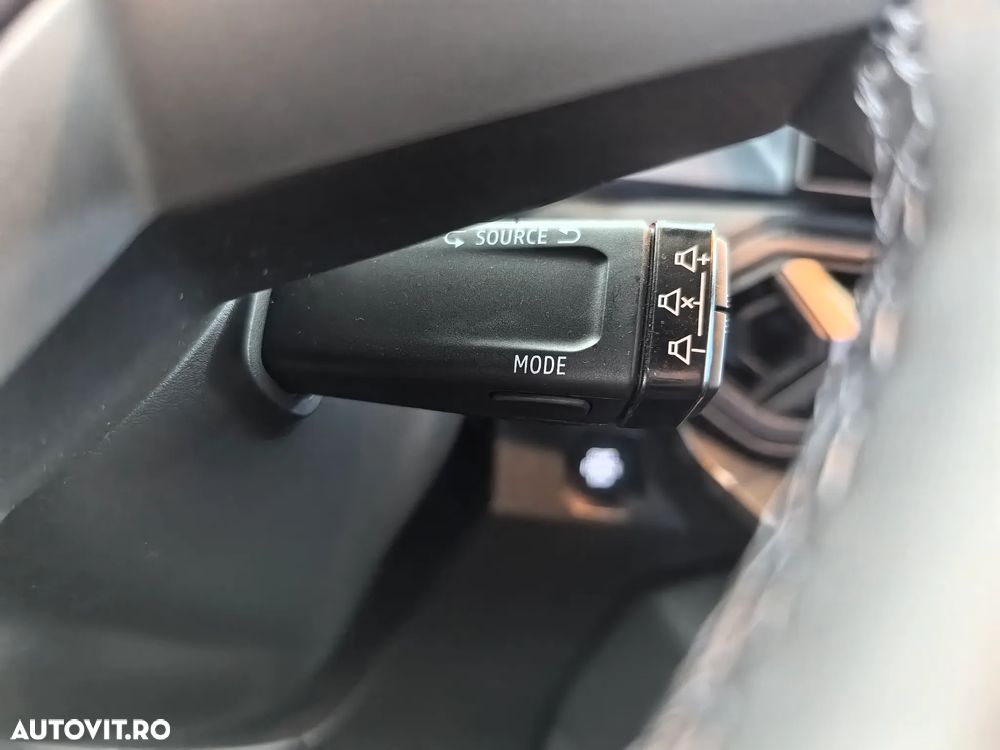 Dacia Duster HEV 140 Journey - 16