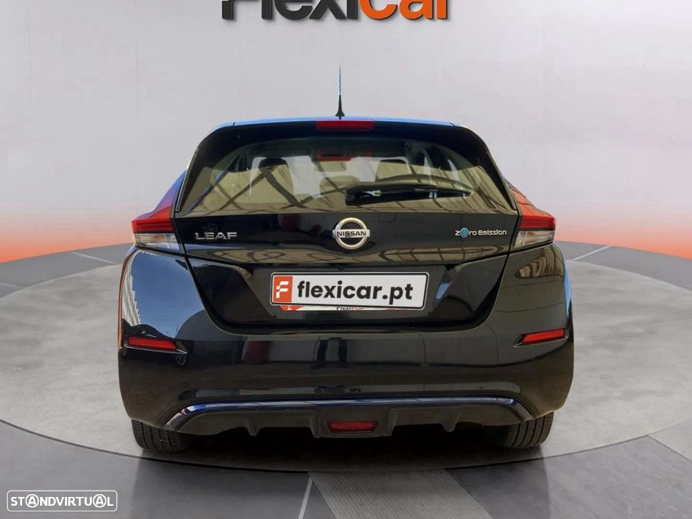 Nissan Leaf N-Connecta - 8