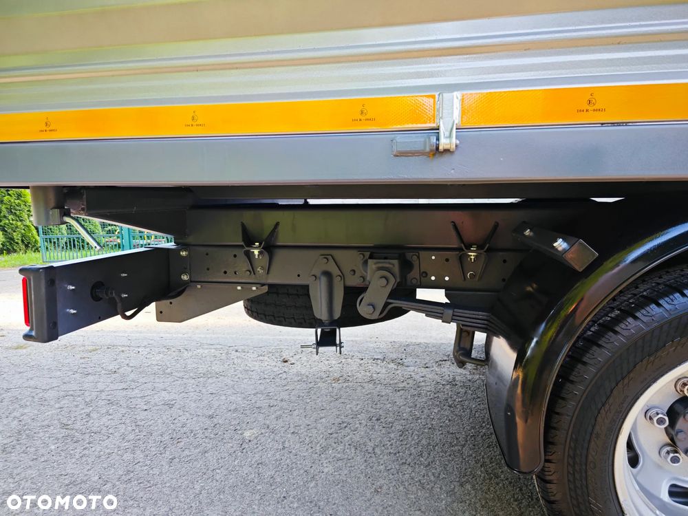 Iveco 35C15 35 C 15 DOKA Kiper 3 stronny NOWY, Wywrot, Bliźniak, 3,5t HAK 7osobowy, 121tyś km - 9