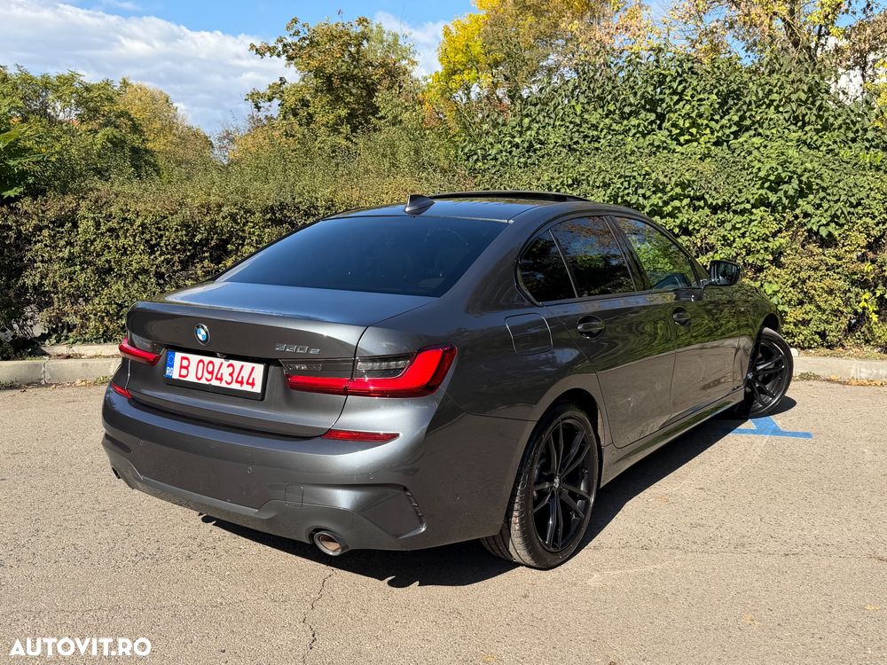 BMW Seria 3 330e AT PHEV - 12