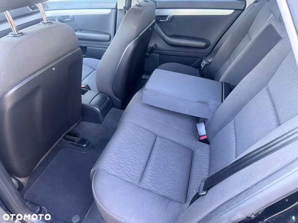 Audi A4 1.6 - 25