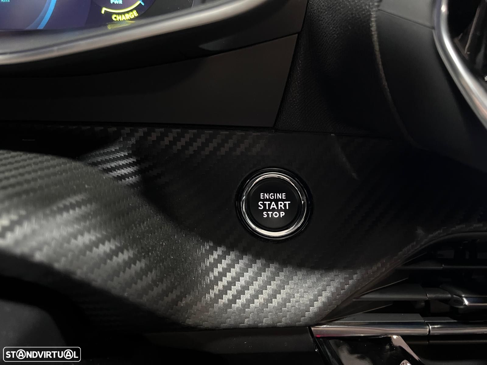 Peugeot e-2008 50 kWh GT - 39