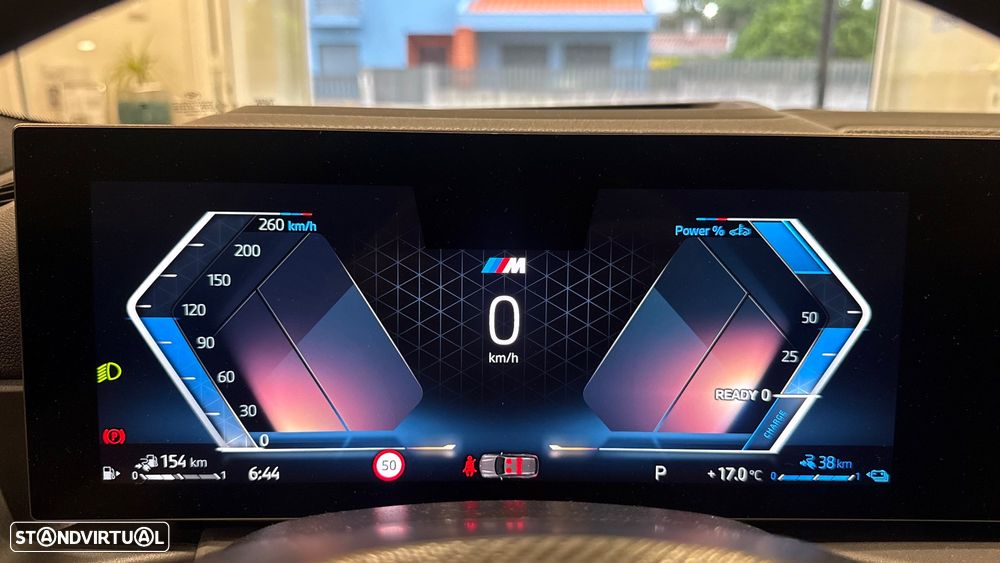 BMW 330 e Pack Desportivo M Pro Auto - 11