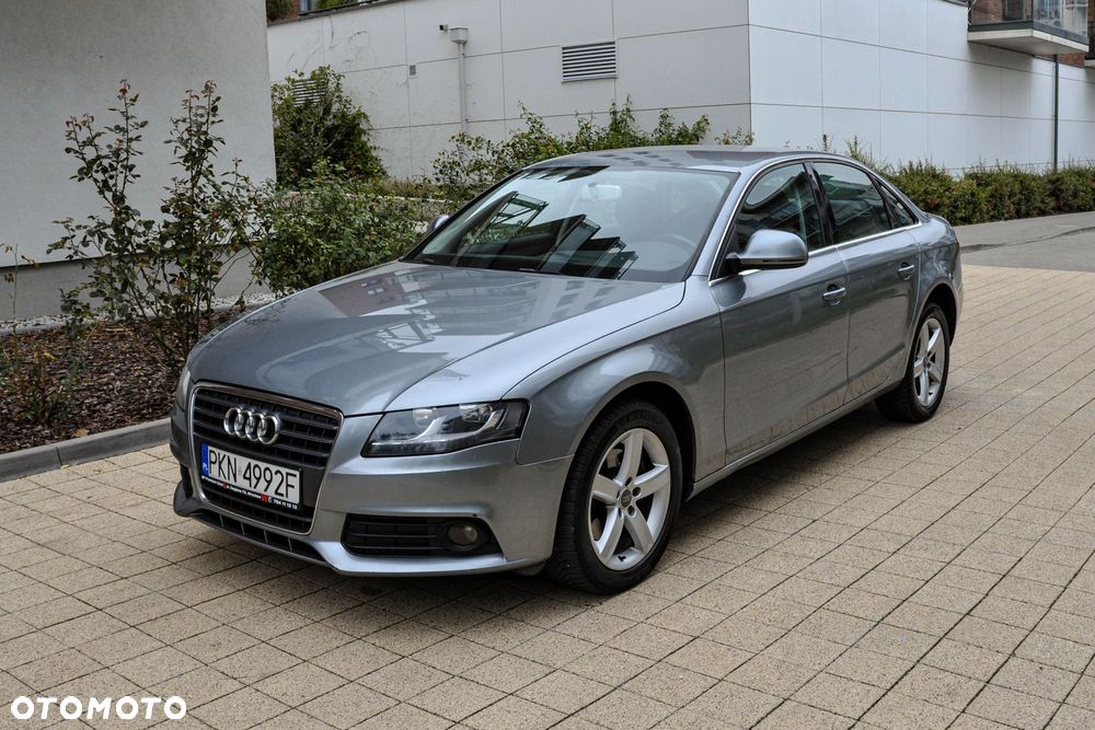 Audi A4 Limousine - 1