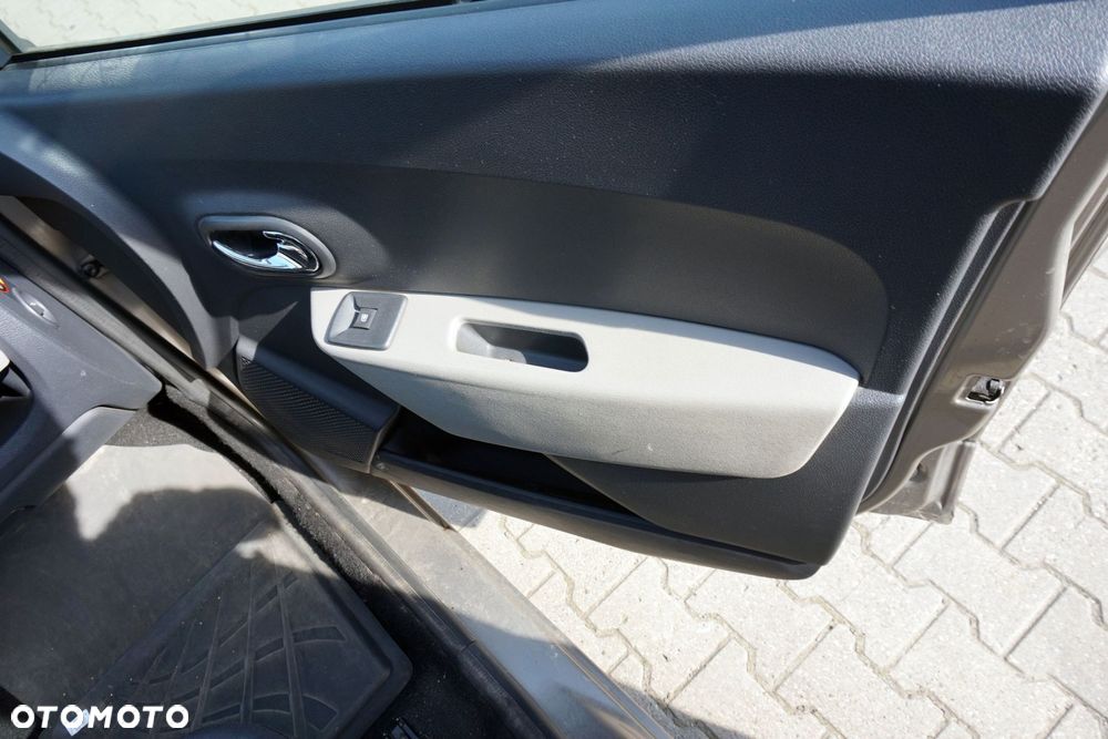 DRZWI PRZEDNIE PRAWE DOKKER LIFT TEHNK 821007910R BEŻOWY DACIA 2017-2021 - 9