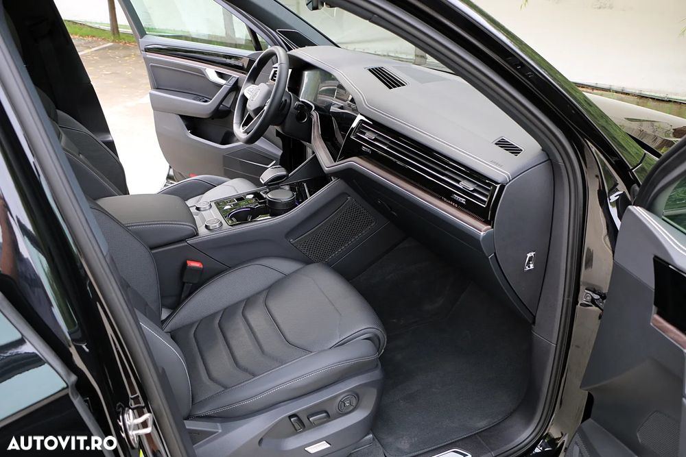Volkswagen Touareg V6 TSI 4MOTION Elegance - 18