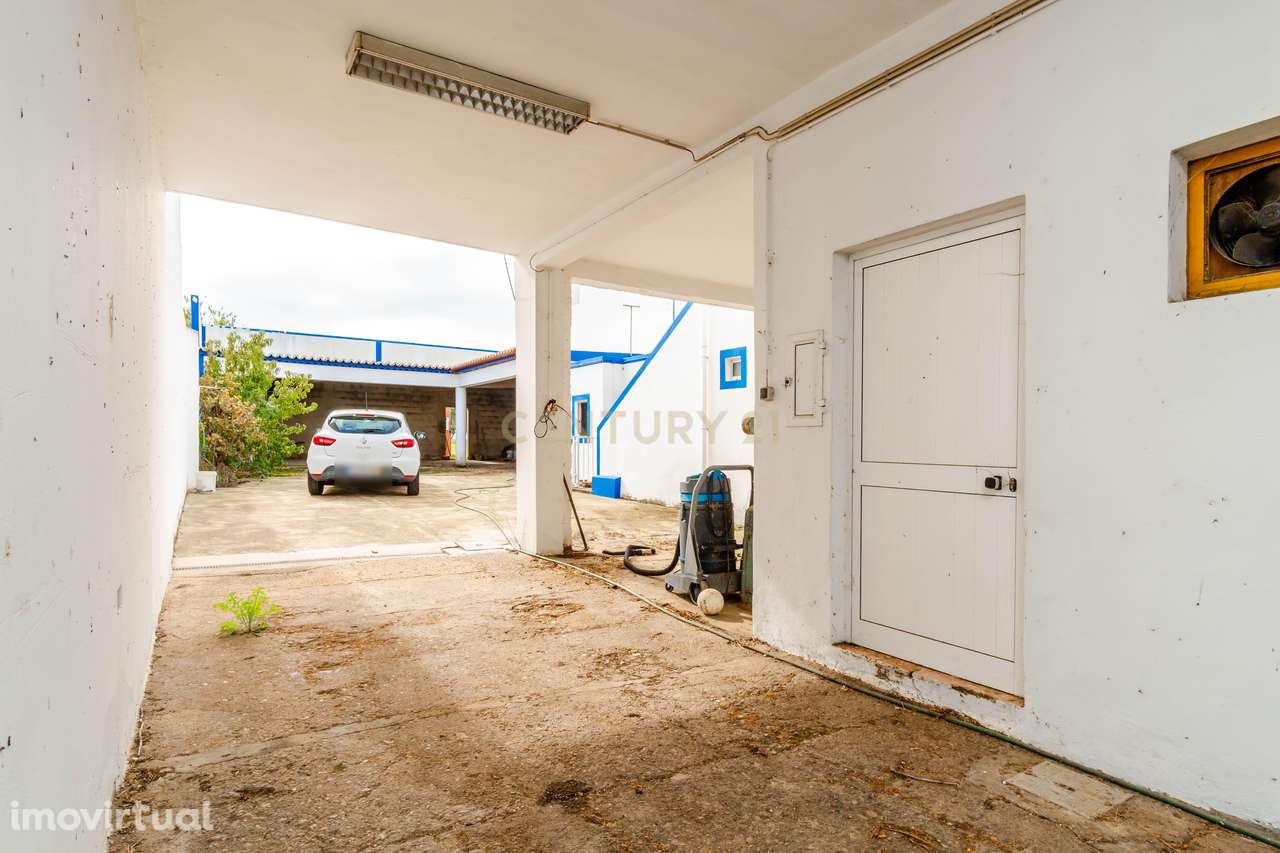 Prédio em propriedade total em Figueira dos Cavaleiros, Ferreira do Al - Grande imagem: 4/29