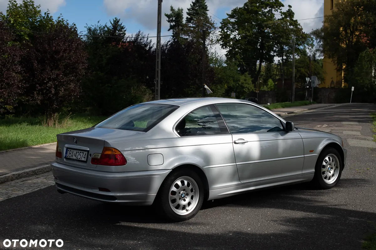BMW Seria 3 323Ci - 2