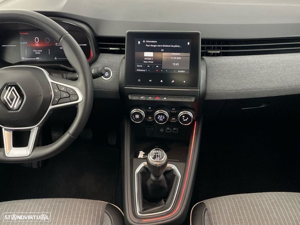 Renault Clio 1.0 TCe Techno - 15