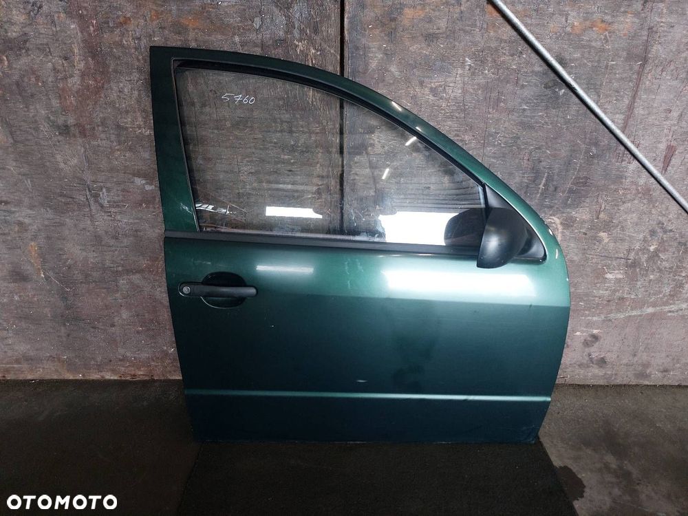 DRZWI KOMPLETNE PRAWY PRZÓD SKODA FABIA I 9570 - 1