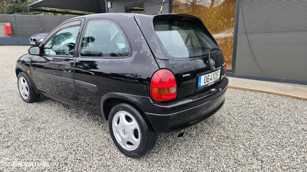 Opel Corsa 1.4 16V Sport - 18