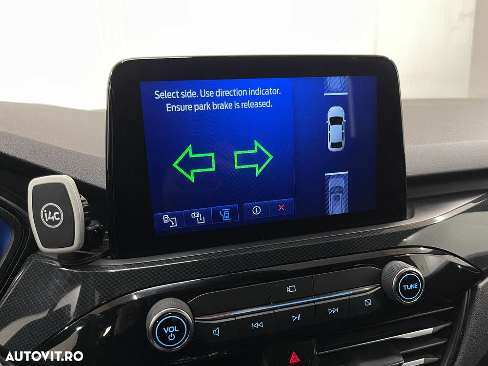 Ford Kuga 2.5 Duratec PHEV ST-LINE - 15