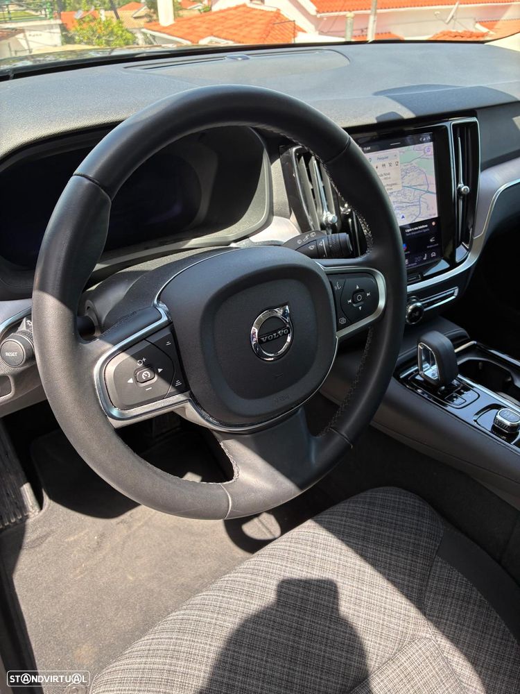 Volvo V60 2.0 T6 AWD TE Essential - 13