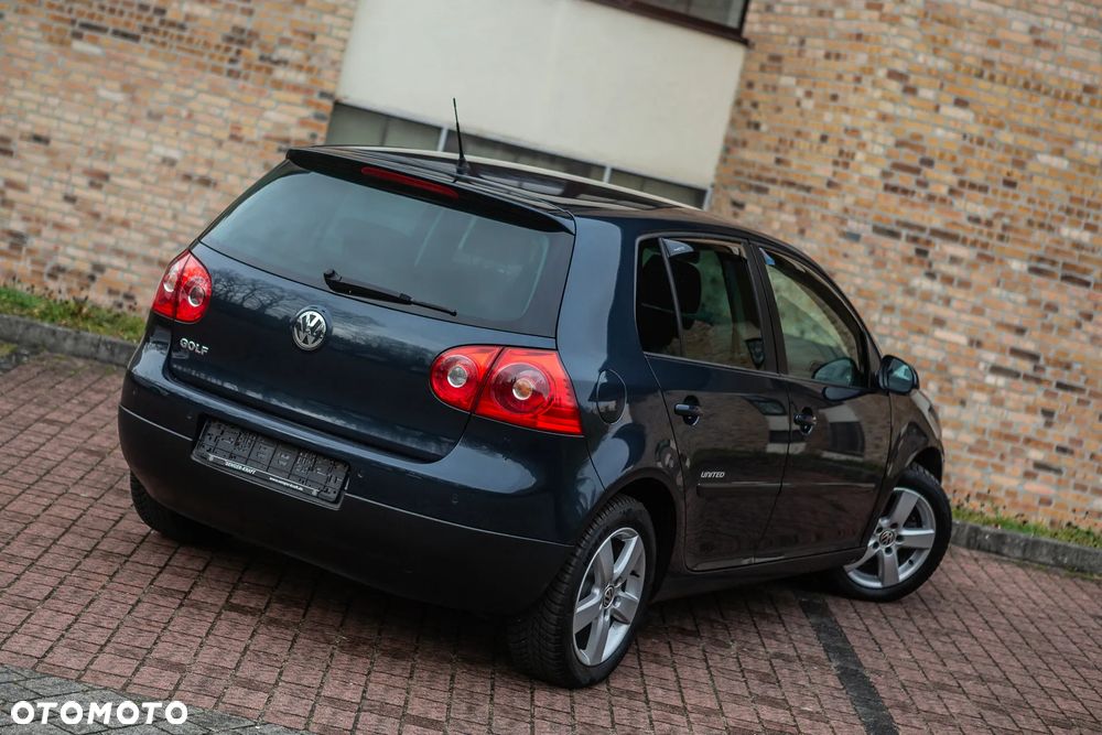 Volkswagen Golf - 20